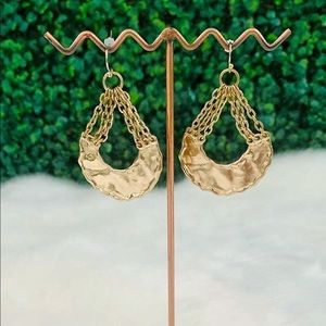 Vintage gold earring